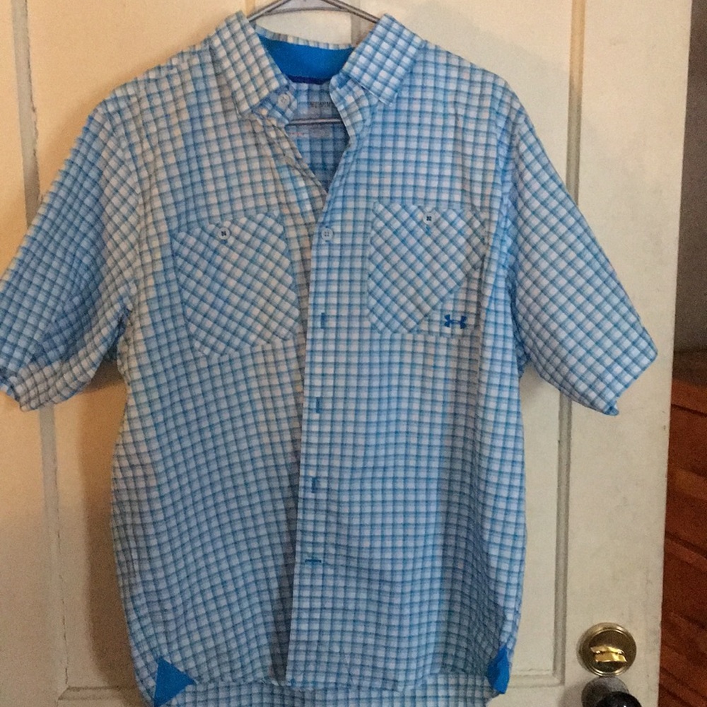 New  men’s ua button  up tee